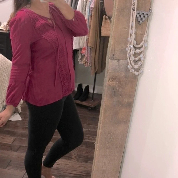 Entro size small new with tags fuschia embroidered blouse - Picture 3 of 4